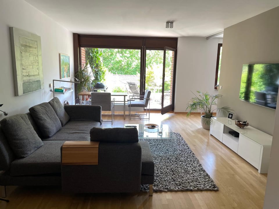 Messe- und Ferienwohnung mit Dachterrasse am Fluss Apartment in Hanover