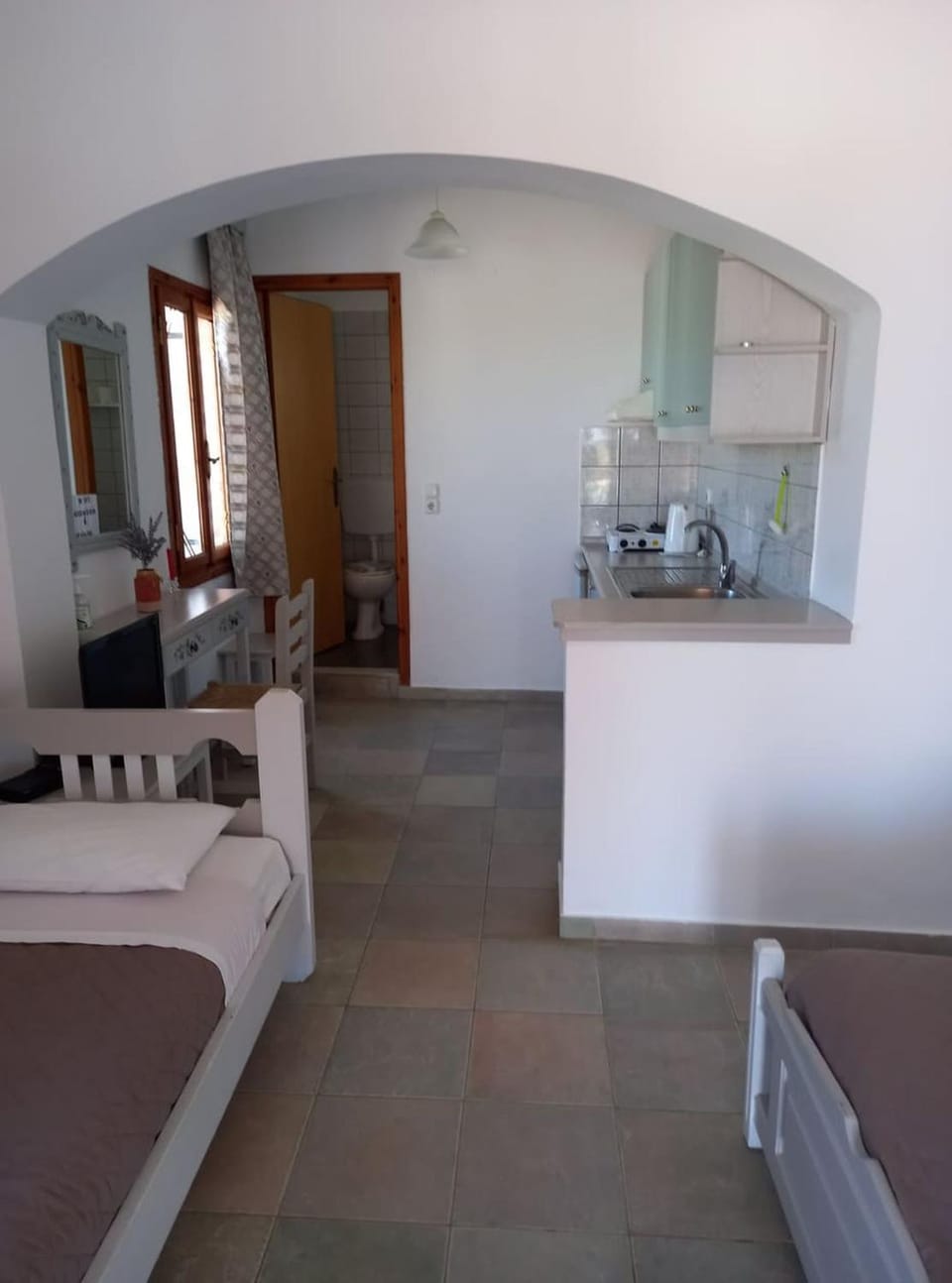 Kitchen or kitchenette, Bedroom
