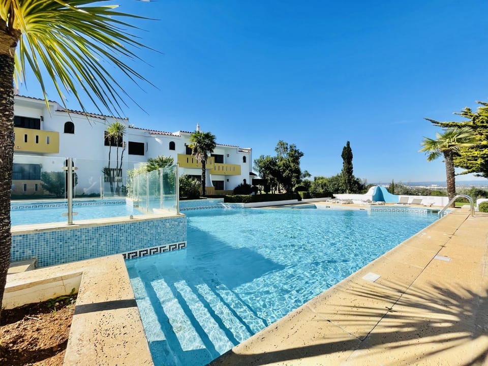 Lavanda - 2 Bedrooms - 3 Level Pool - Garden - Beach 1km Apartment in Carvoeiro