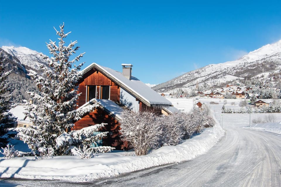Property building, Winter