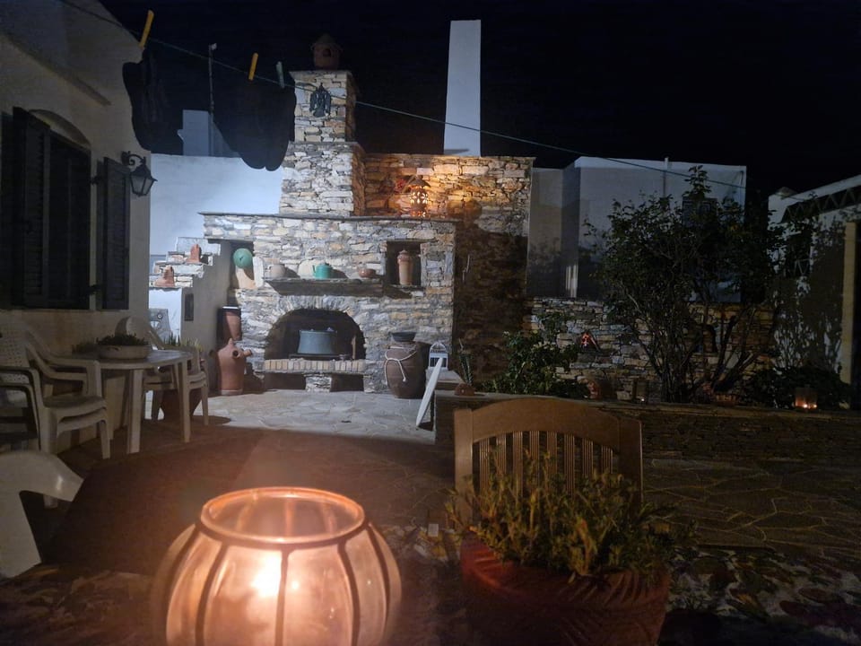 Apartment in the center of Artemonas, Sifnos Apartment in Milos