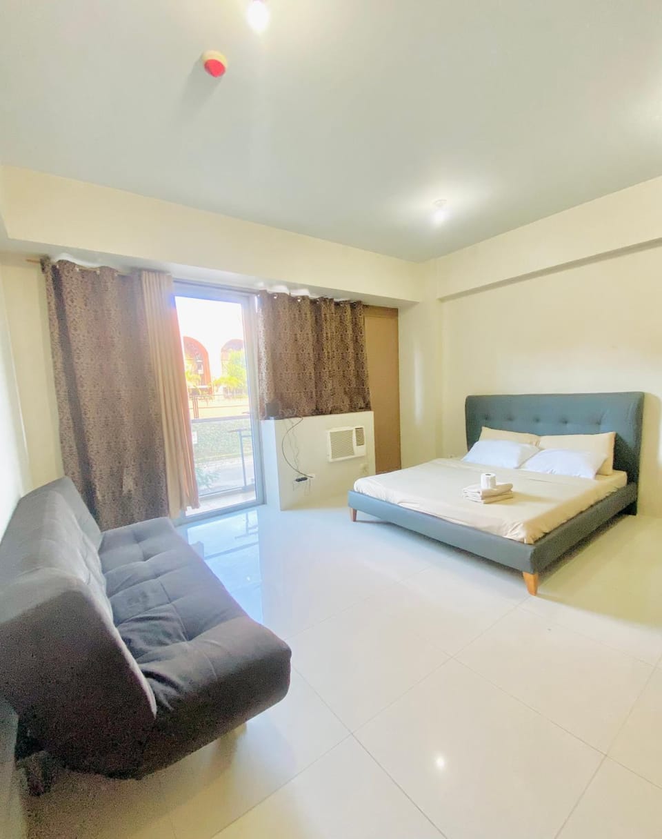 Hotel Type Condo Near NAIA Manila Airport Apartment in Pasay