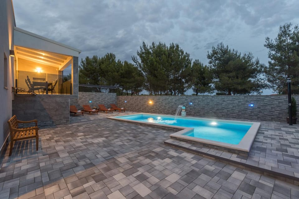 Swimming pool, Sunset