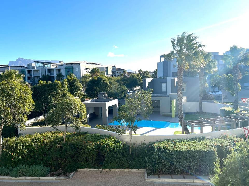 Pool view, Swimming pool, Swimming pool