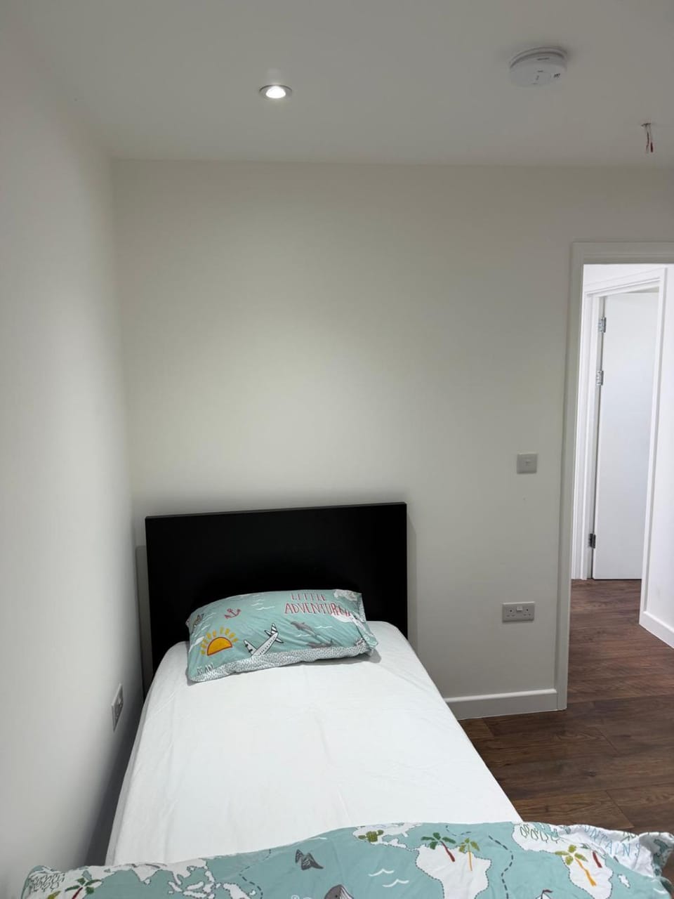 Burney Tomar House Vacation rental in Croydon