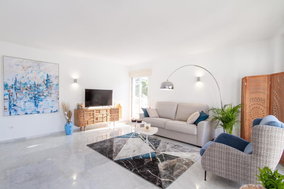 TV and multimedia, Living room, Seating area