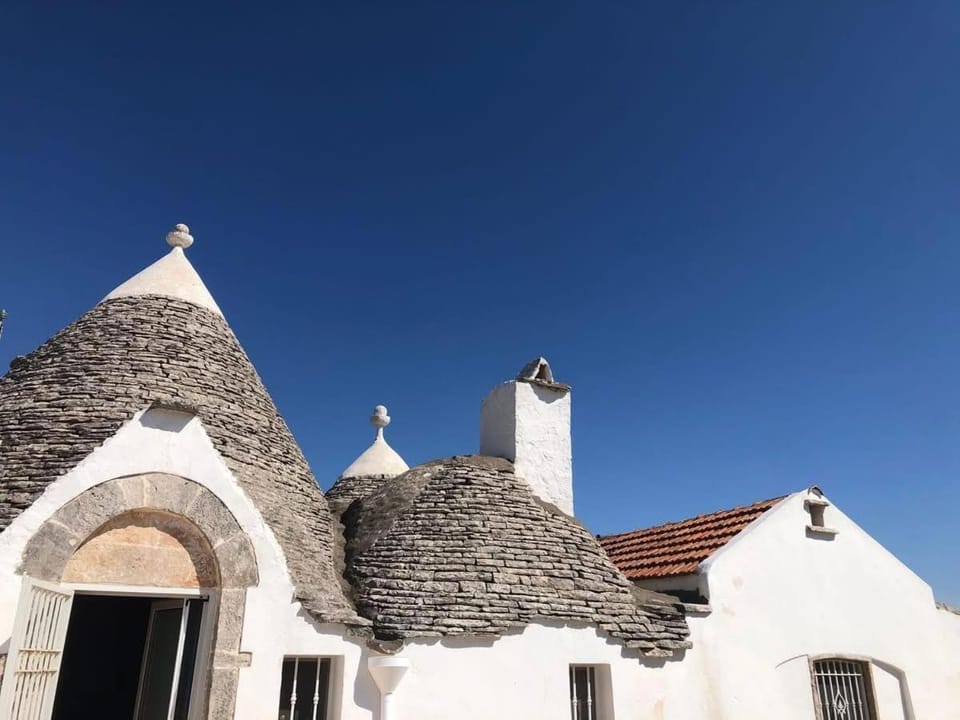 TRULLI LALU INCANTEVOLI ALBEROBELLO House in Province of Taranto