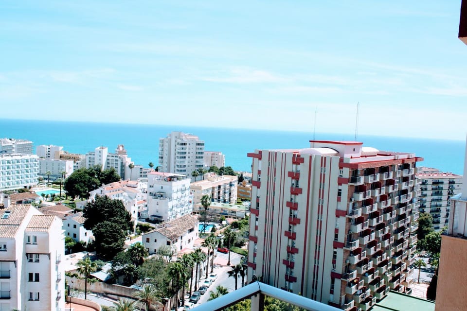 Neighbourhood, City view, Sea view, Street view