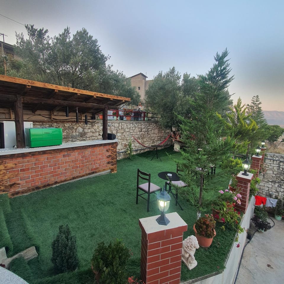 Patio, Balcony/Terrace