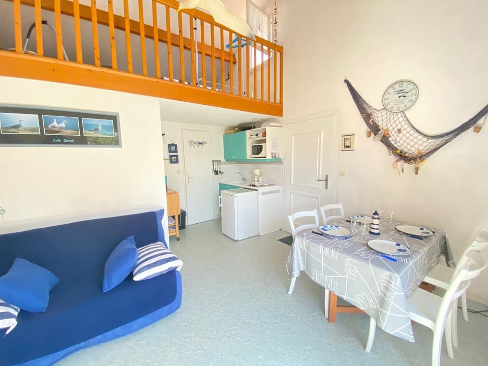 Maison avec piscine, tennis à 300m de la plage - 2 chambres, terrasse et parking privé - FR-1-231-267 House in Pays de la Loire
