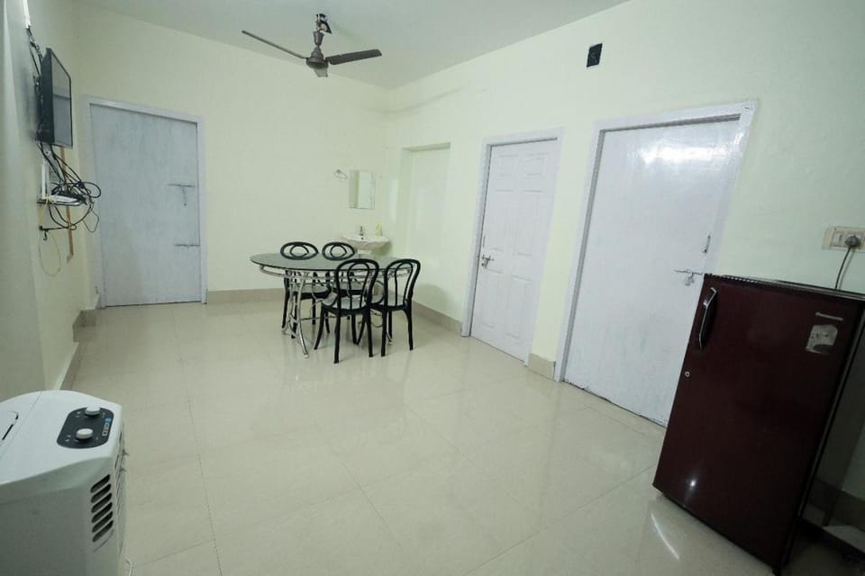 Toms Villa along National highway Thrissur at Nadathara Villa in Kerala