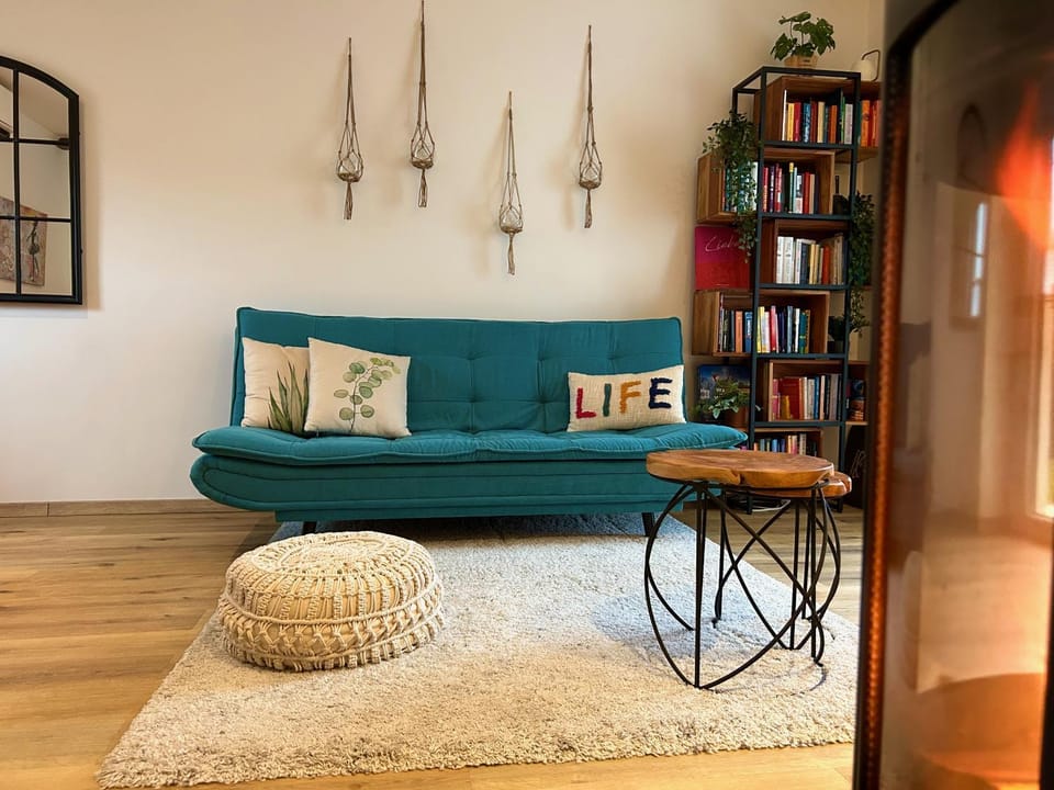 Library, Living room