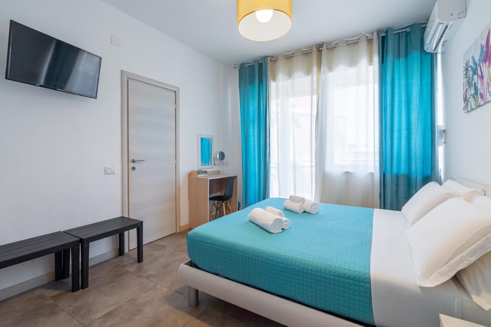 Bed, TV and multimedia