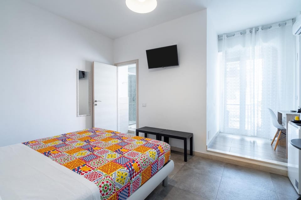 Bed, TV and multimedia