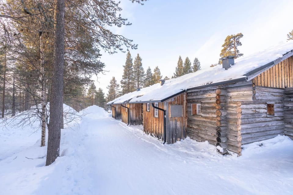 Property building, Natural landscape, Winter