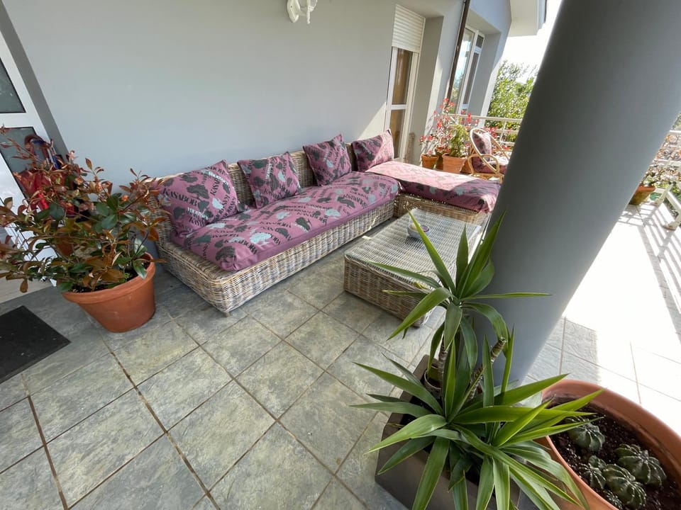 Garden, Balcony/Terrace, Seating area, Garden view