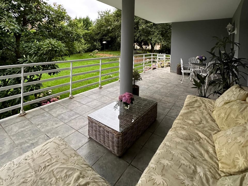 Garden, View (from property/room), Balcony/Terrace, Seating area, Garden view