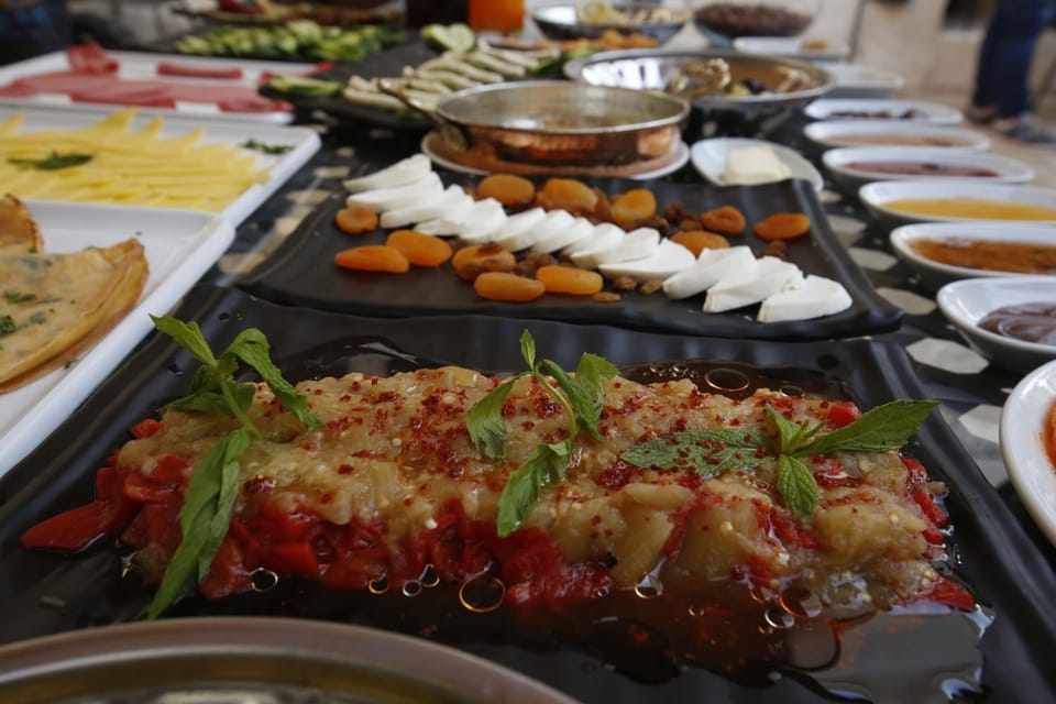 Food and drinks, Food, Lunch