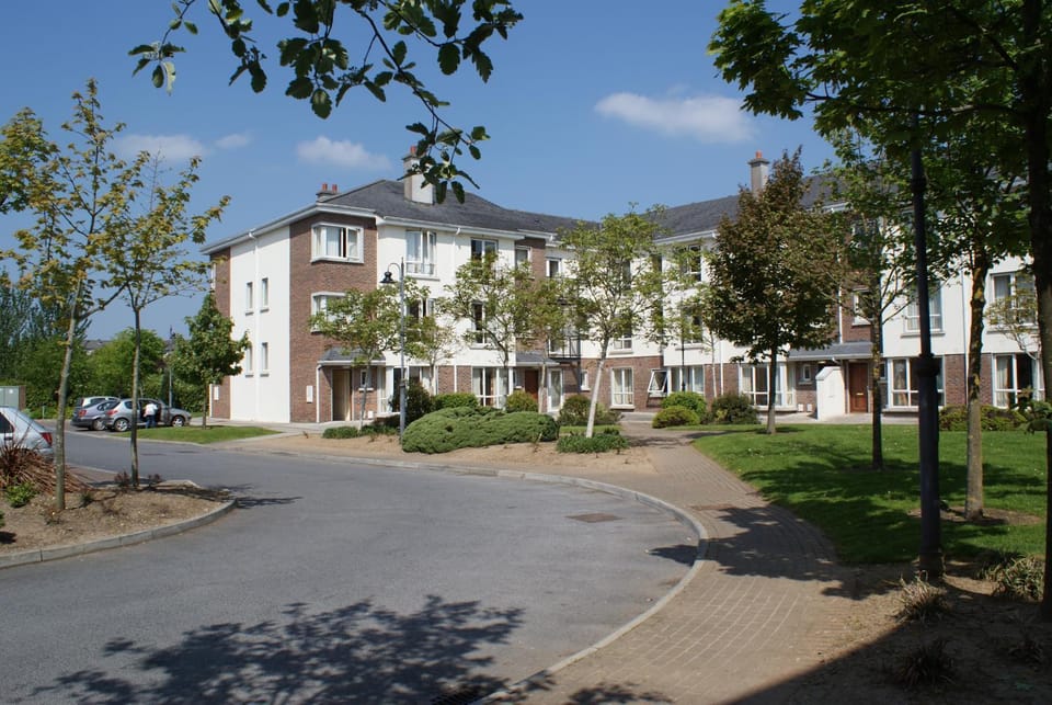 Property building, Facade/entrance