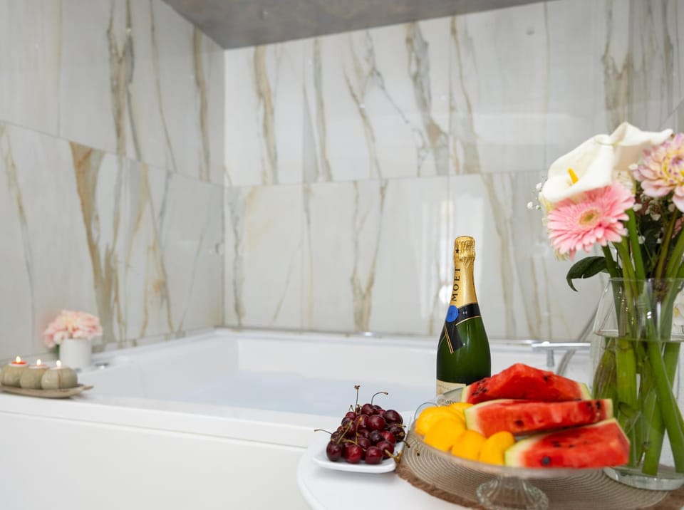 Food and drinks, Bath