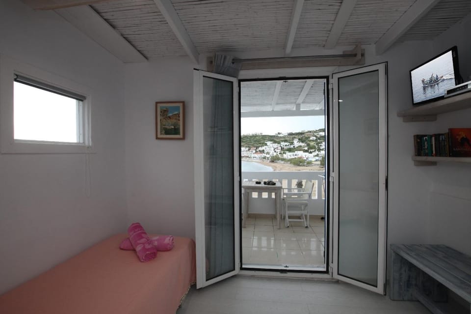 Balcony/Terrace, Living room