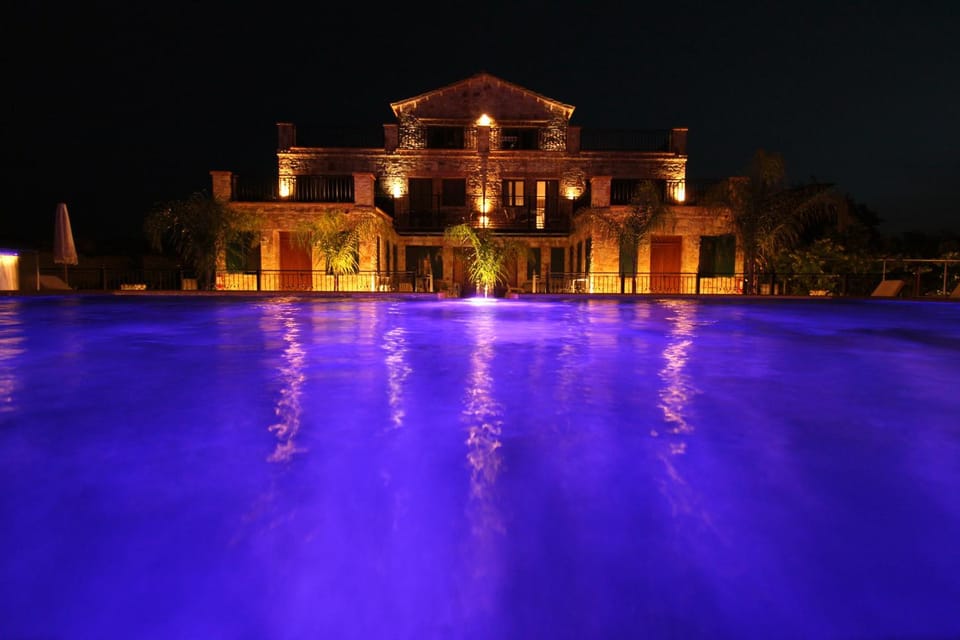 Limni Resort Hotel in Ksamil