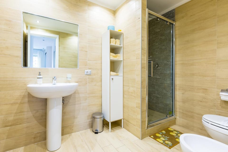 Shower, Toilet, Bathroom, bidet