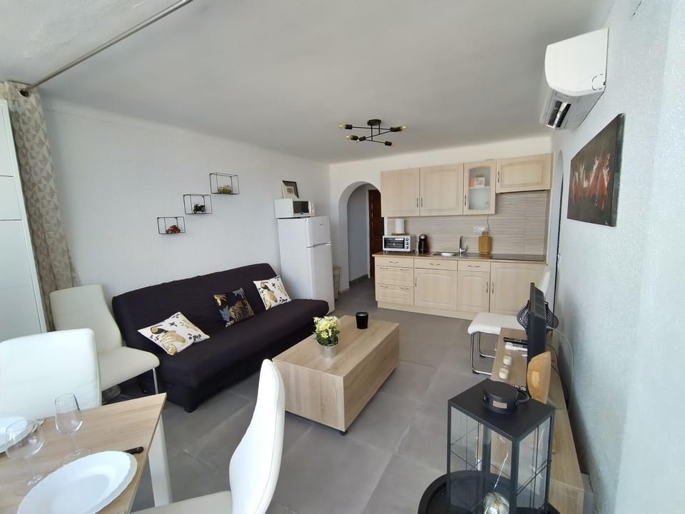 Appartement 4 à 6 pers première ligne de la mer Empuriabrava Apartment in Alt Empordà