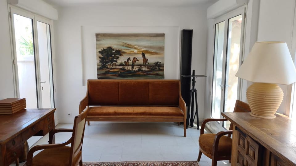 Loustalou House in Gassin