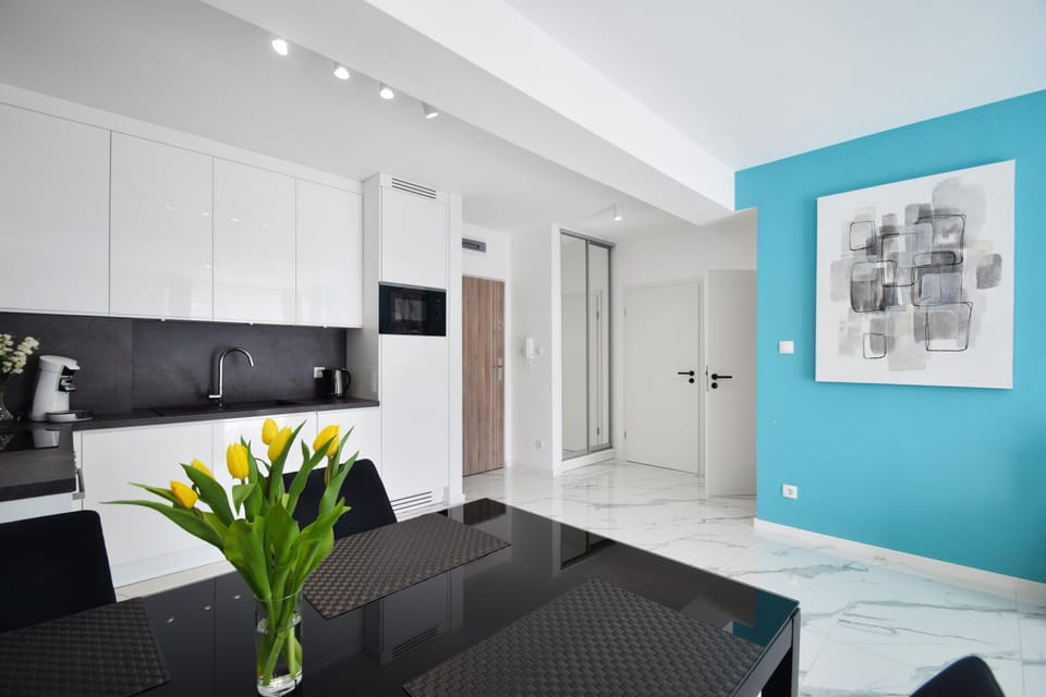 Kitchen or kitchenette, Living room, Dining area