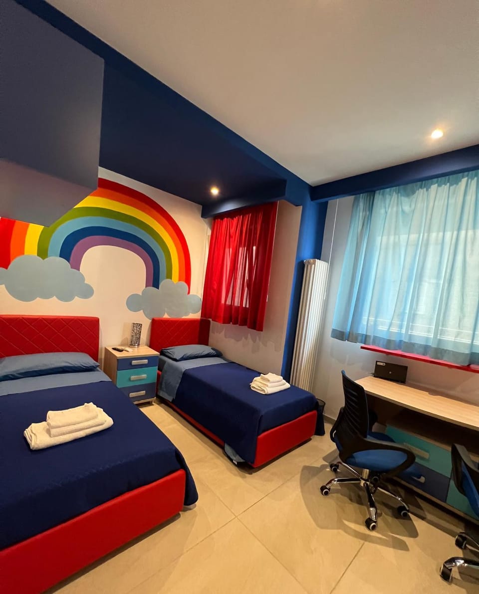 Bed, Photo of the whole room, Bedroom, hair dresser