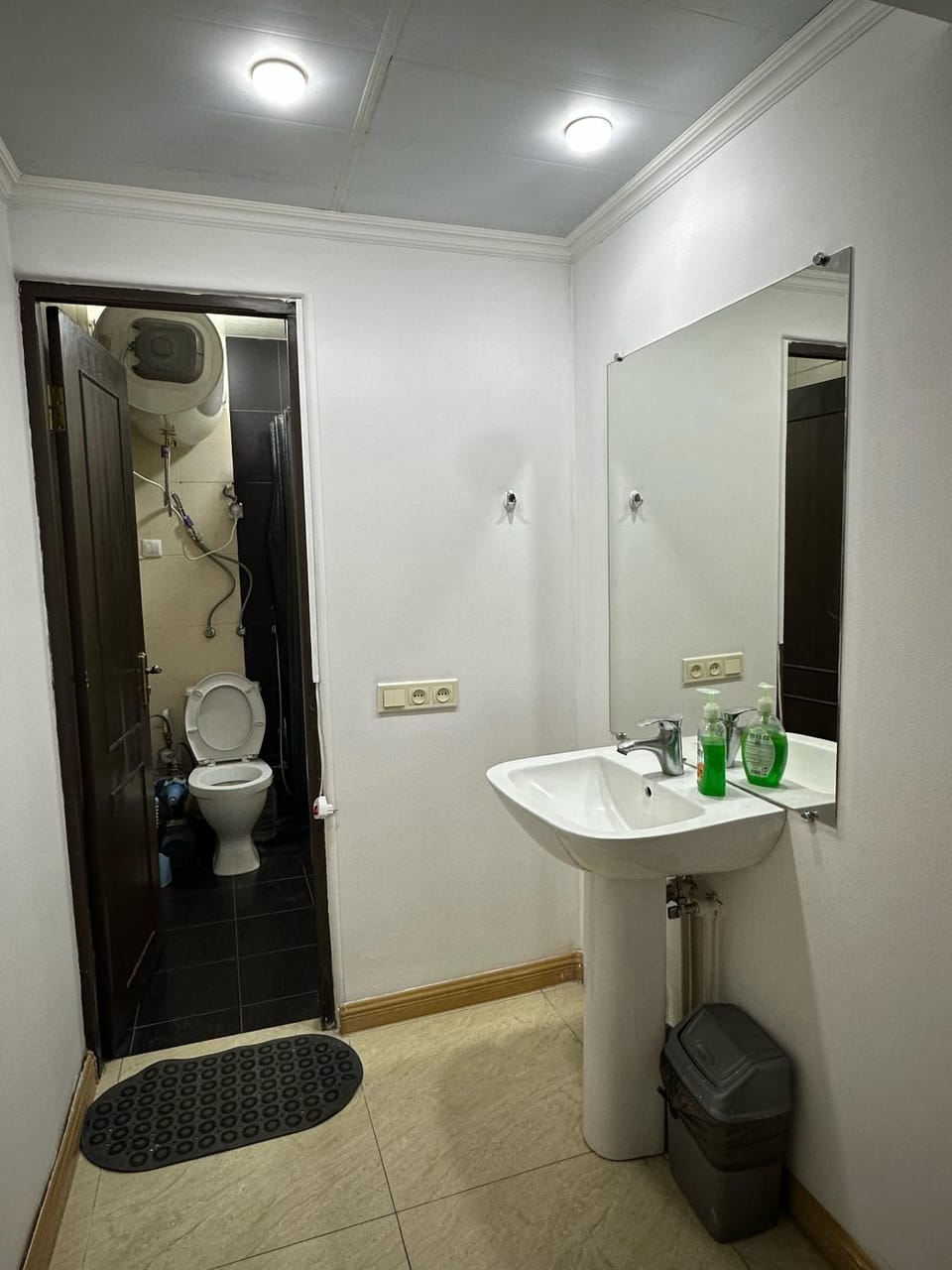 Shower, Toilet, Bathroom