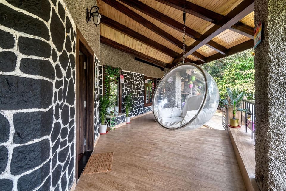 Patio, Day, Seating area