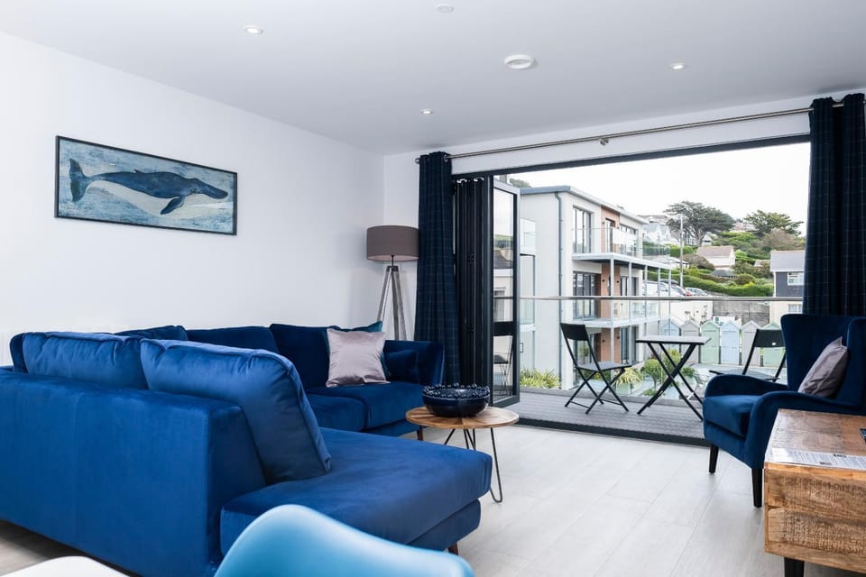 View (from property/room), Balcony/Terrace, Living room, Seating area