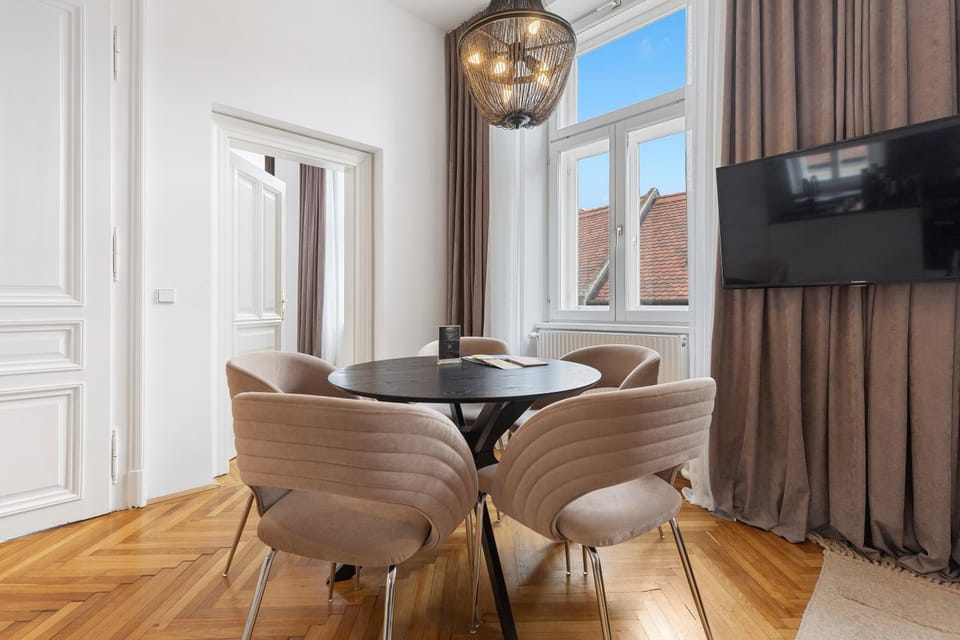 sgrafit apartments - Self Check-In Apartment in South Moravian Region