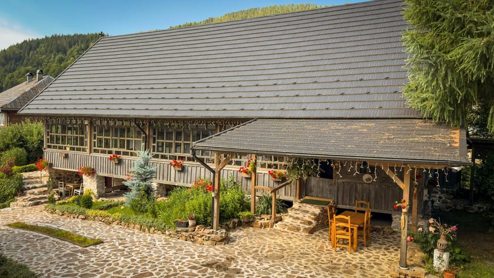 Locul cu Amintiri Apartment hotel in Cluj County