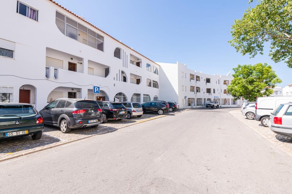 Property building, Street view, Parking