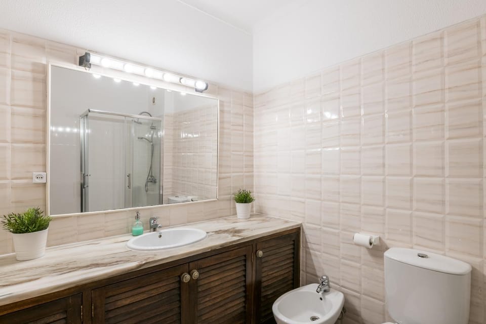 Shower, Toilet, Bathroom, bidet