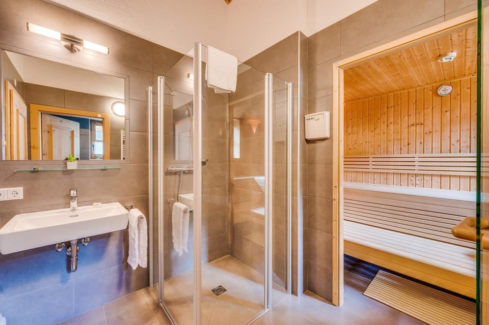 Sauna, Bathroom