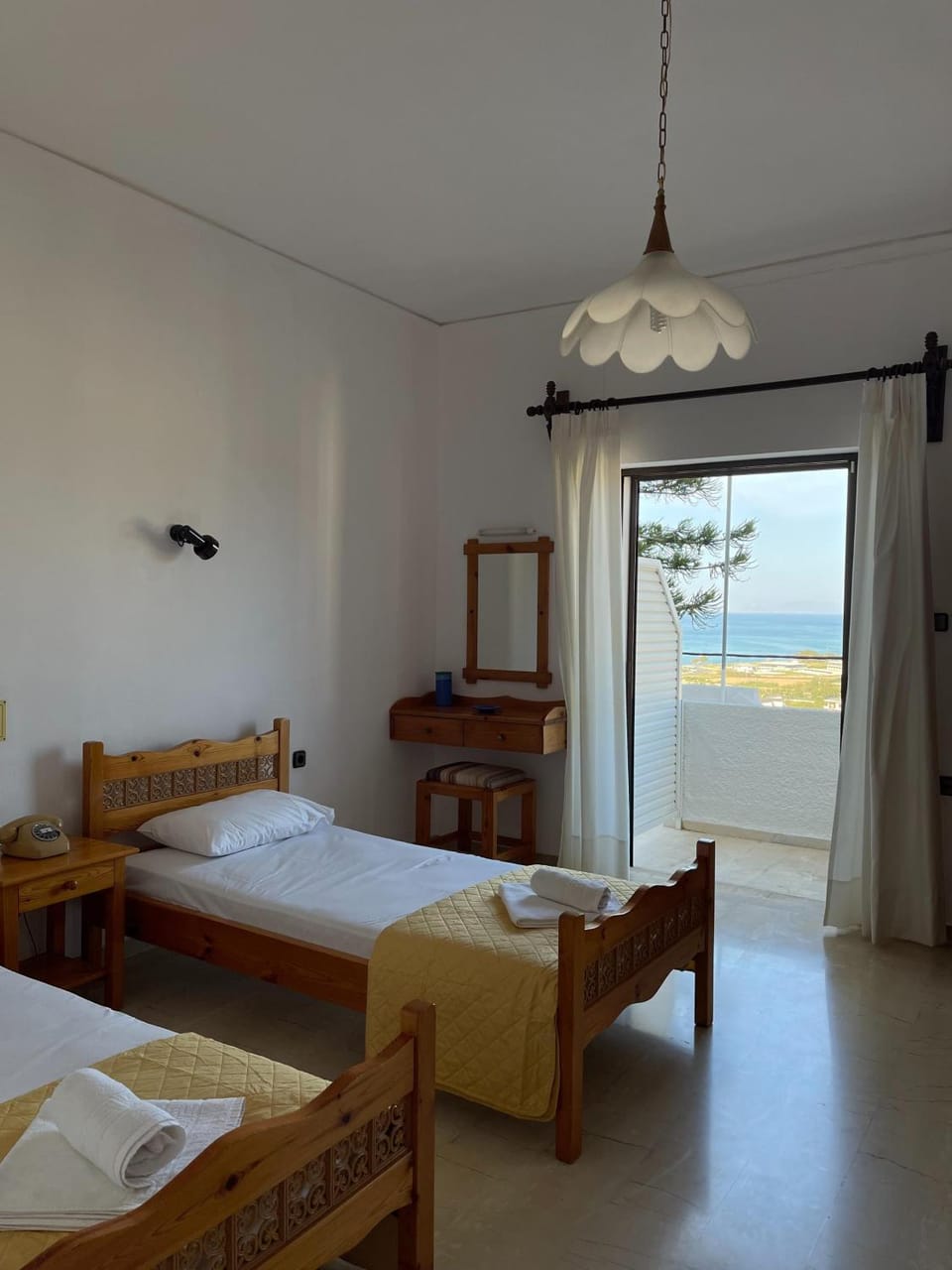 Bed, Natural landscape, Photo of the whole room, Bedroom, Sea view, towels