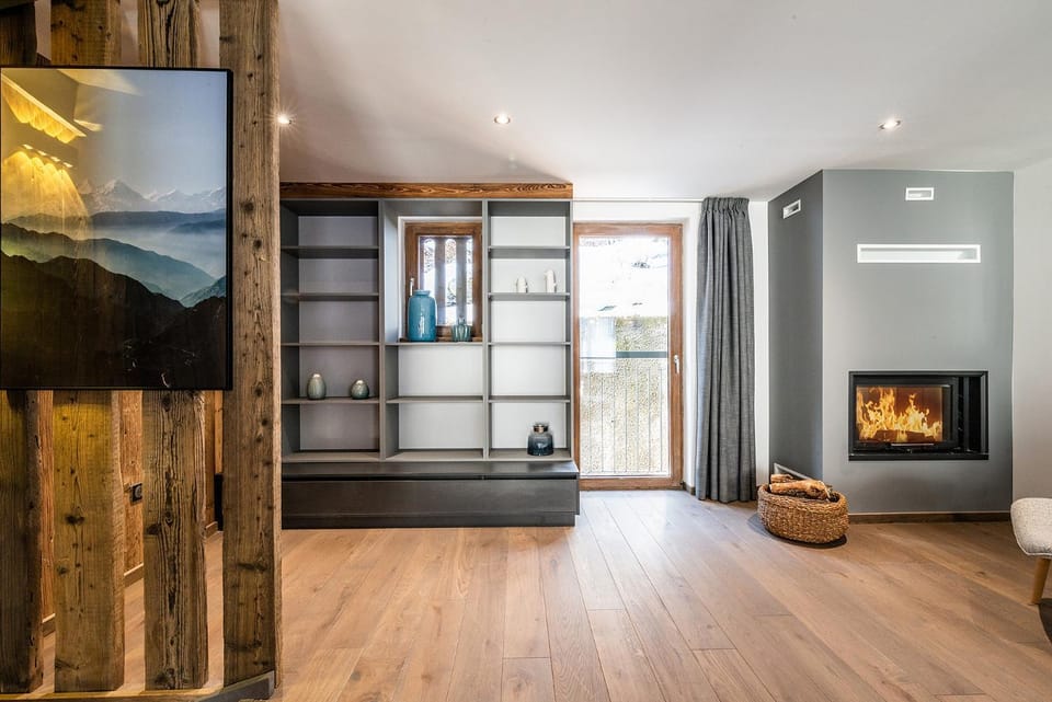 Living room, flat iron