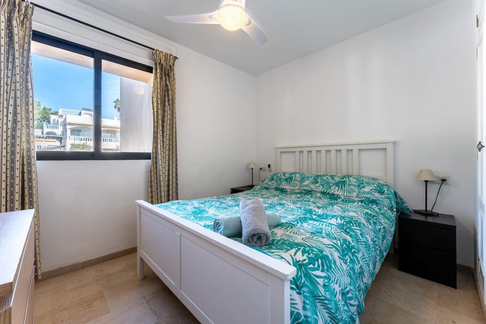 Living room, Bedroom