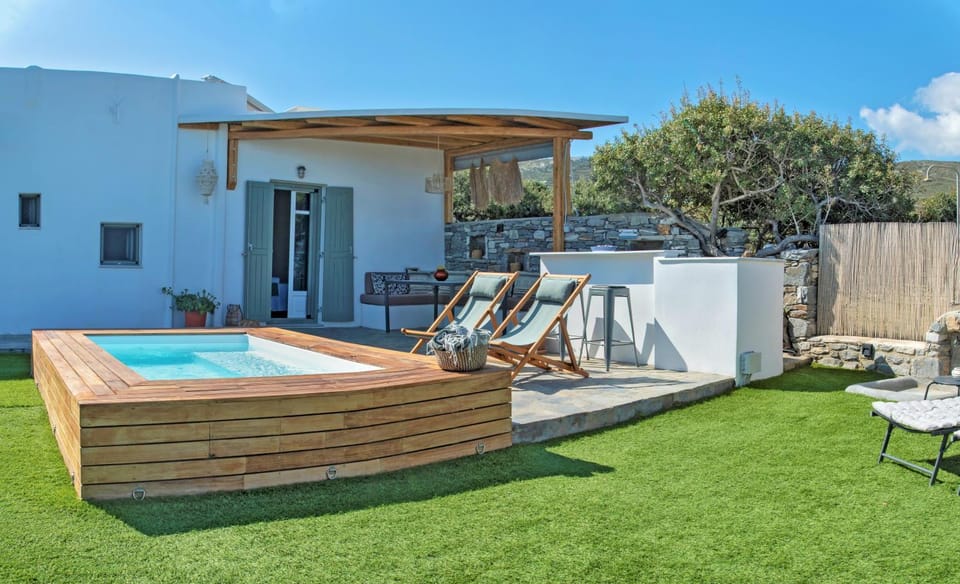 Hot Tub, Lounge or bar