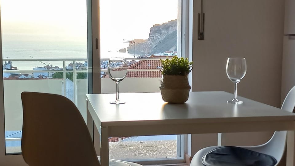 Balcony/Terrace, Dining area, City view, Mountain view, Sea view