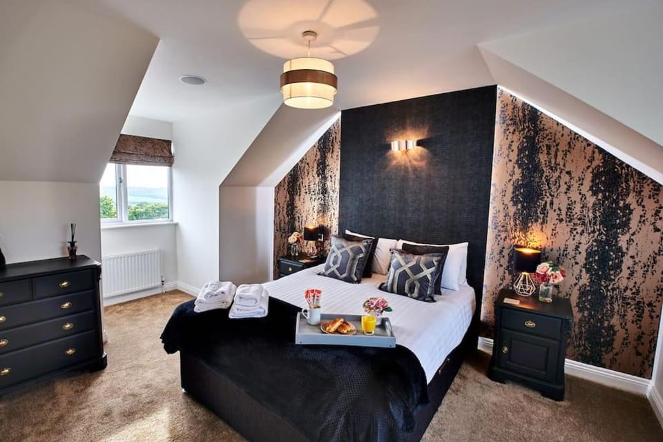 The Chase, Luxury Hot Tub Retreat, Pets Welcomed House in Metropolitan Borough of Gateshead