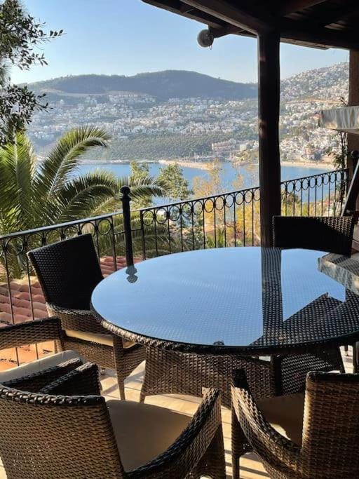 Patio, Balcony/Terrace