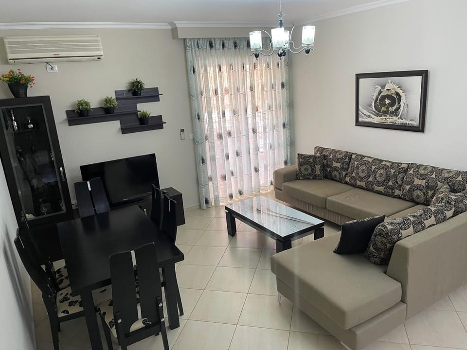 TV and multimedia, Dining area