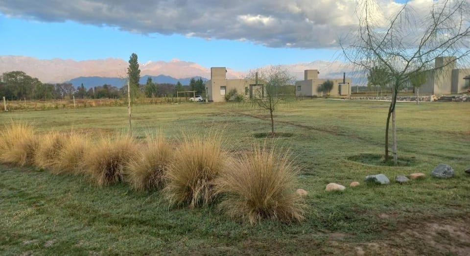Complejo Piuquenes Lodge Valle de Uco Nature lodge in Mendoza Province Province