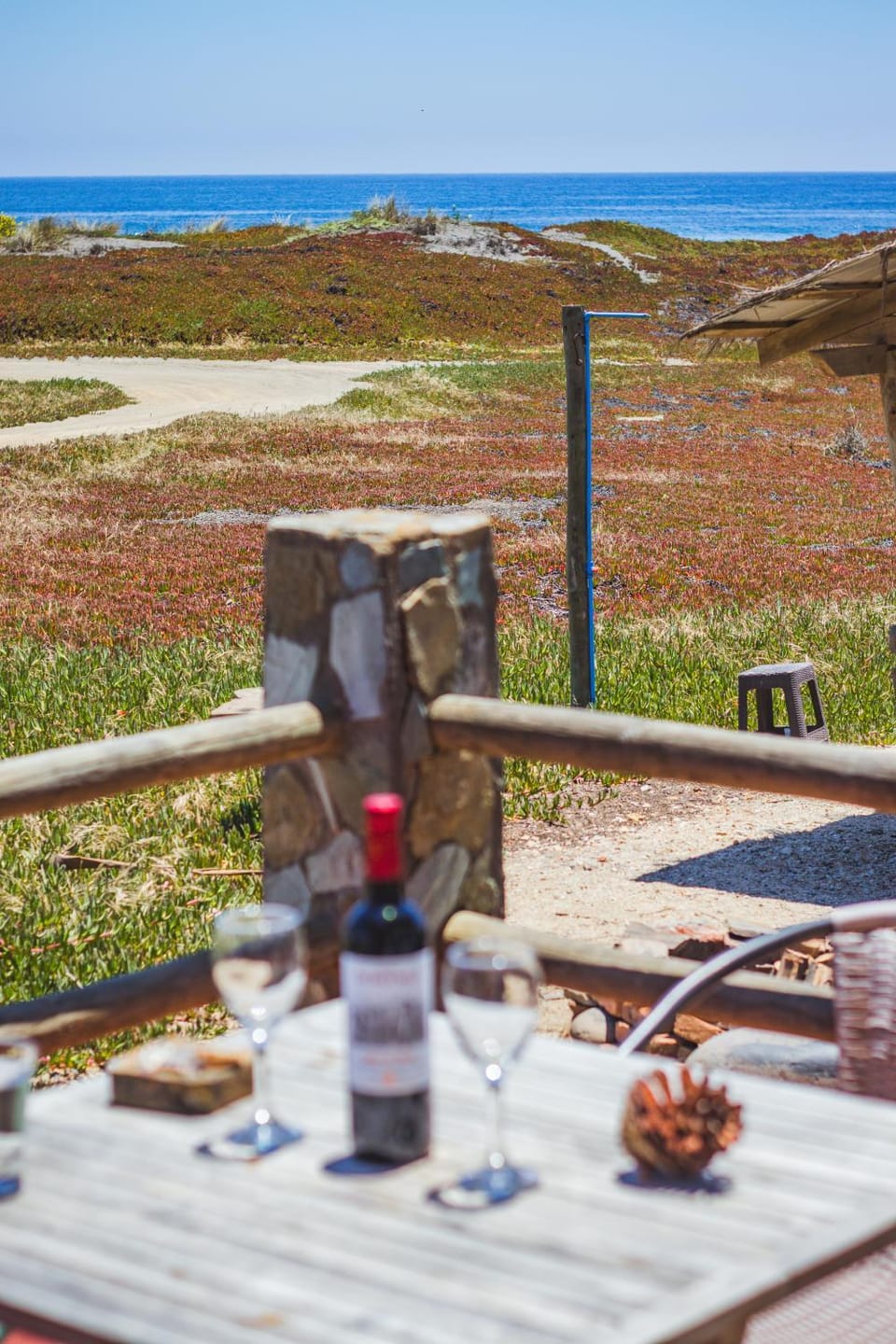 Day, Natural landscape, Dining area, Beach, Sea view