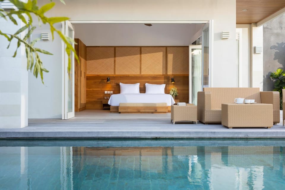 Bedroom, Swimming pool